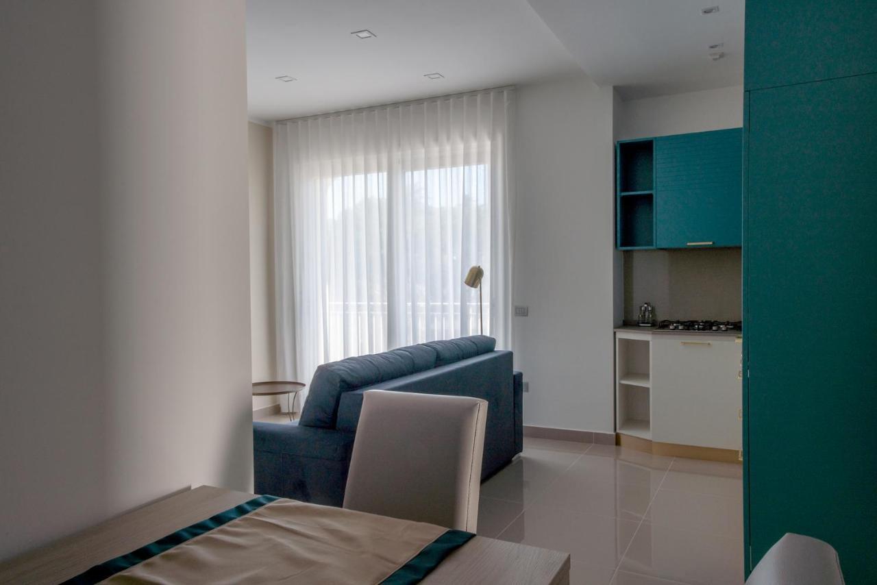 Aparthotel Charme En Bleu Castellammare di Stabia Exterior foto
