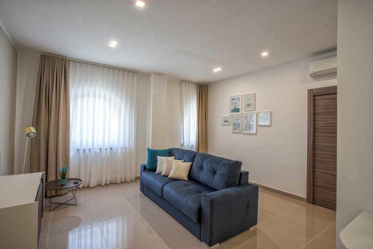 Aparthotel Charme En Bleu Castellammare di Stabia Exterior foto